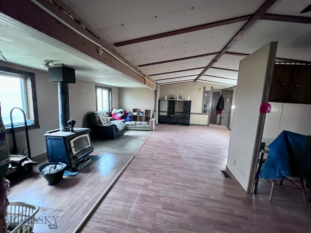 7069 Mainwaring Road Property Photo 25
