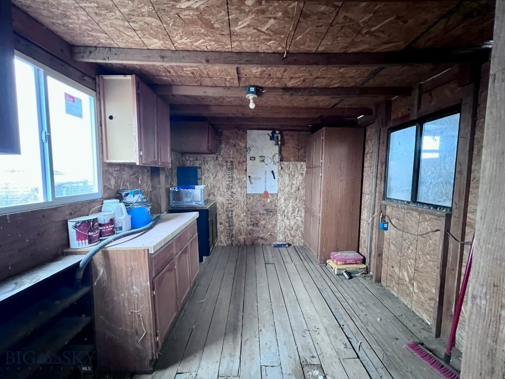 7069 Mainwaring Road Property Photo 27