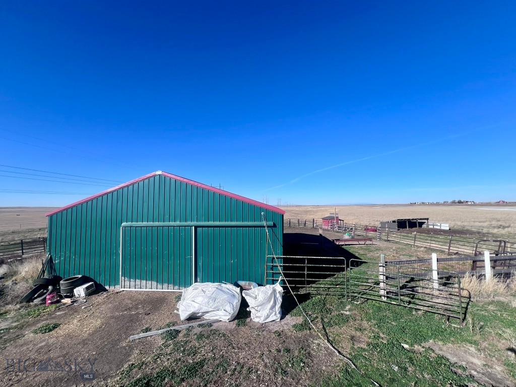7069 Mainwaring Road Property Photo 44