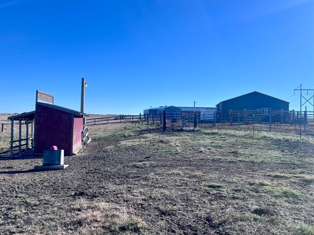 7069 Mainwaring Road Property Photo 48