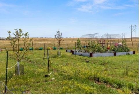 7069 Mainwaring Road Property Photo 88
