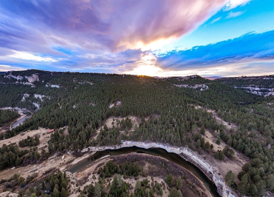 0 Two Creeks Road Property Photo 14