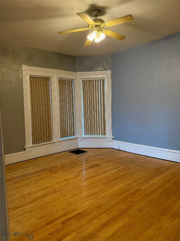 527 W Park Street Property Photo 15