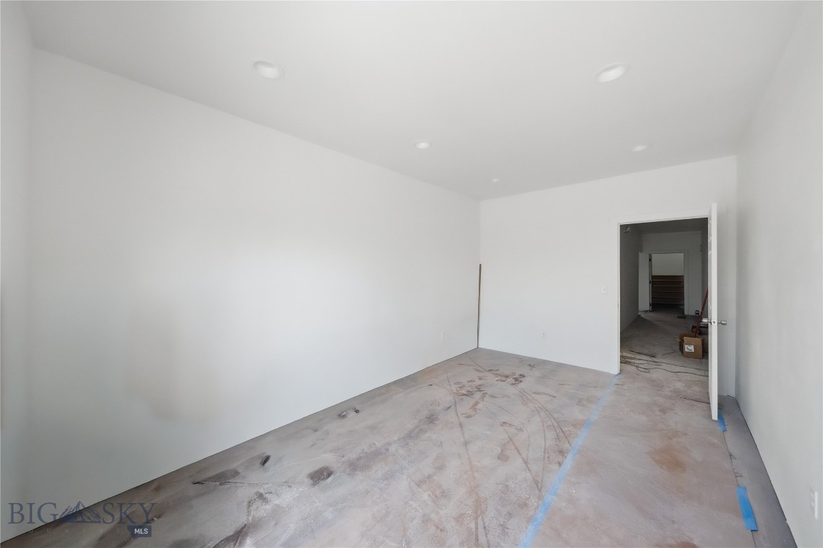 189 Arden Drive Property Photo 11