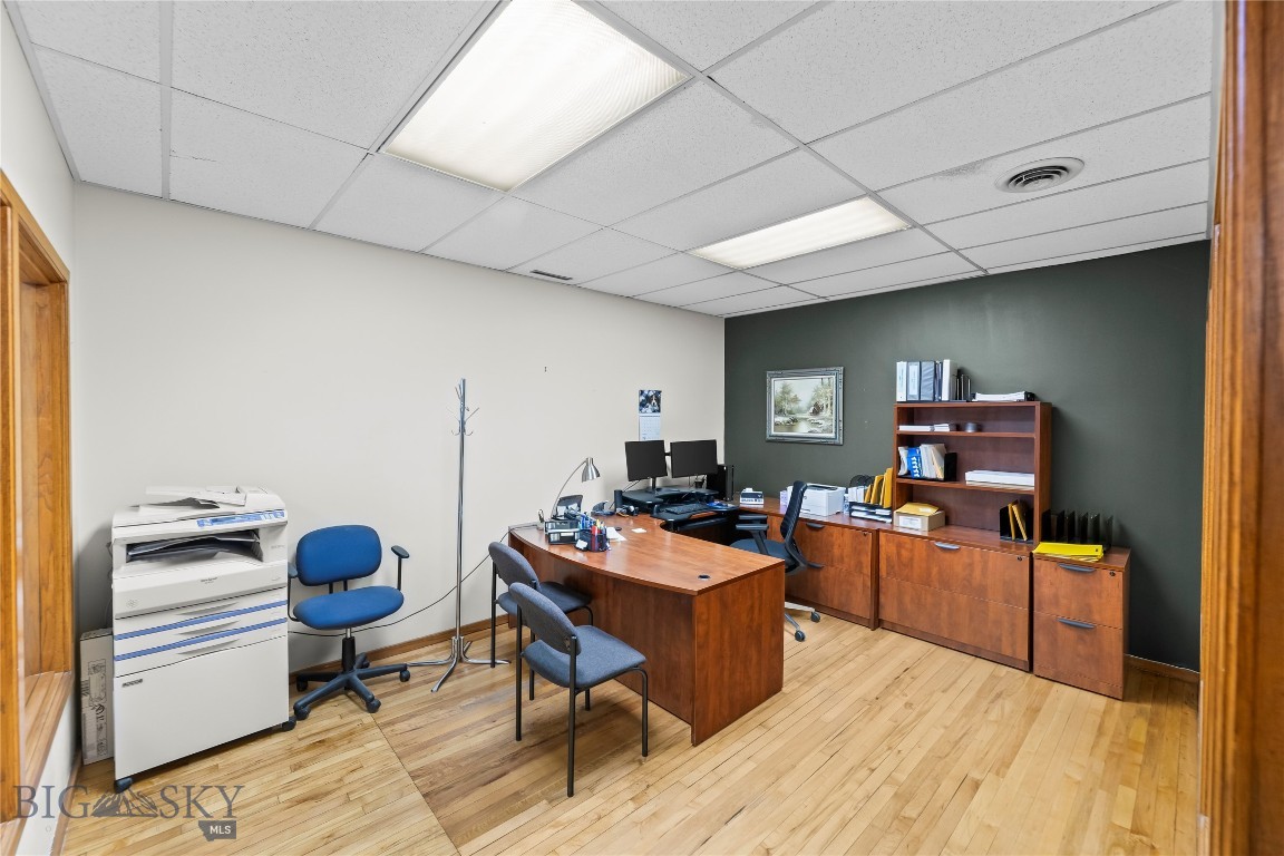 124/126 S 2nd Property Photo 12
