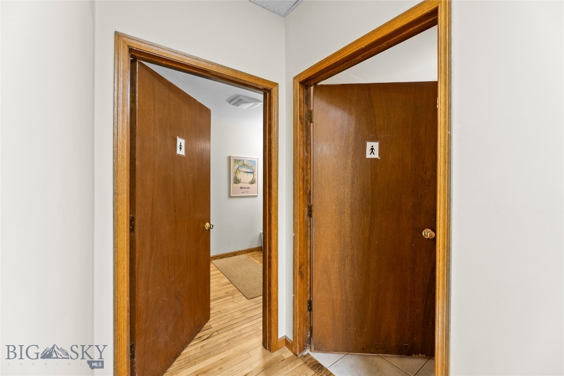 124/126 S 2nd Property Photo 49