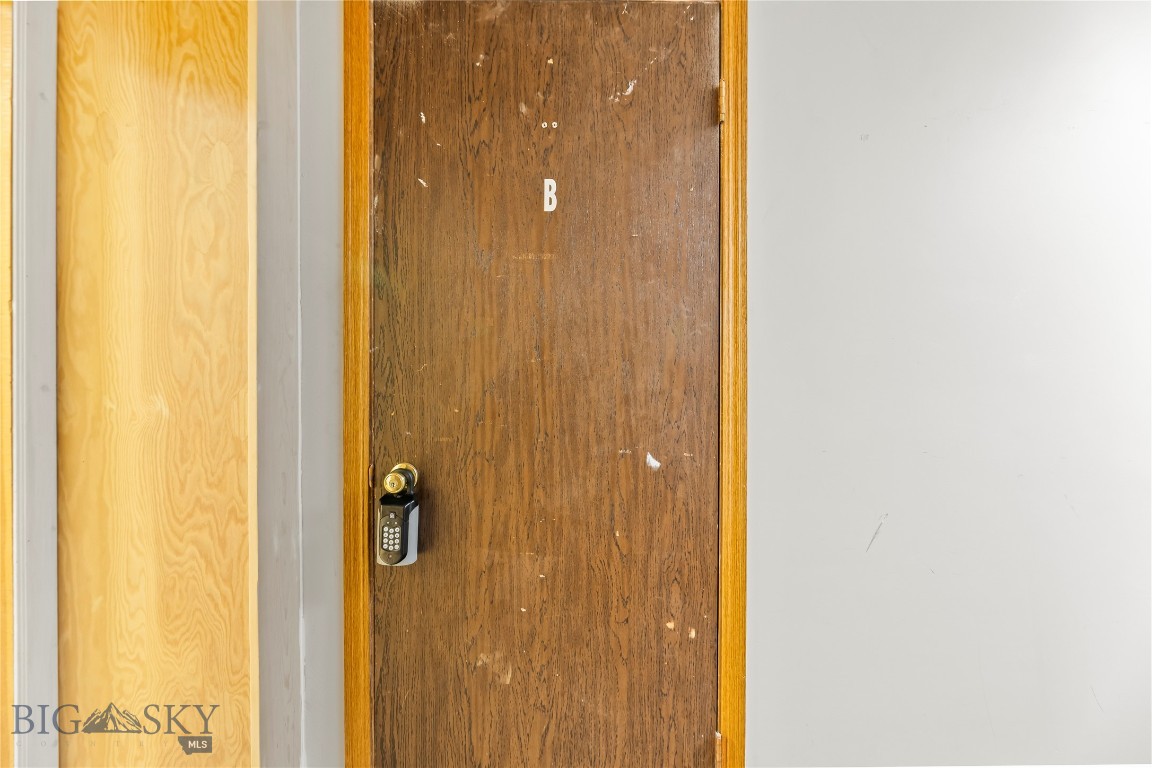 124/126 S 2nd Property Photo 67