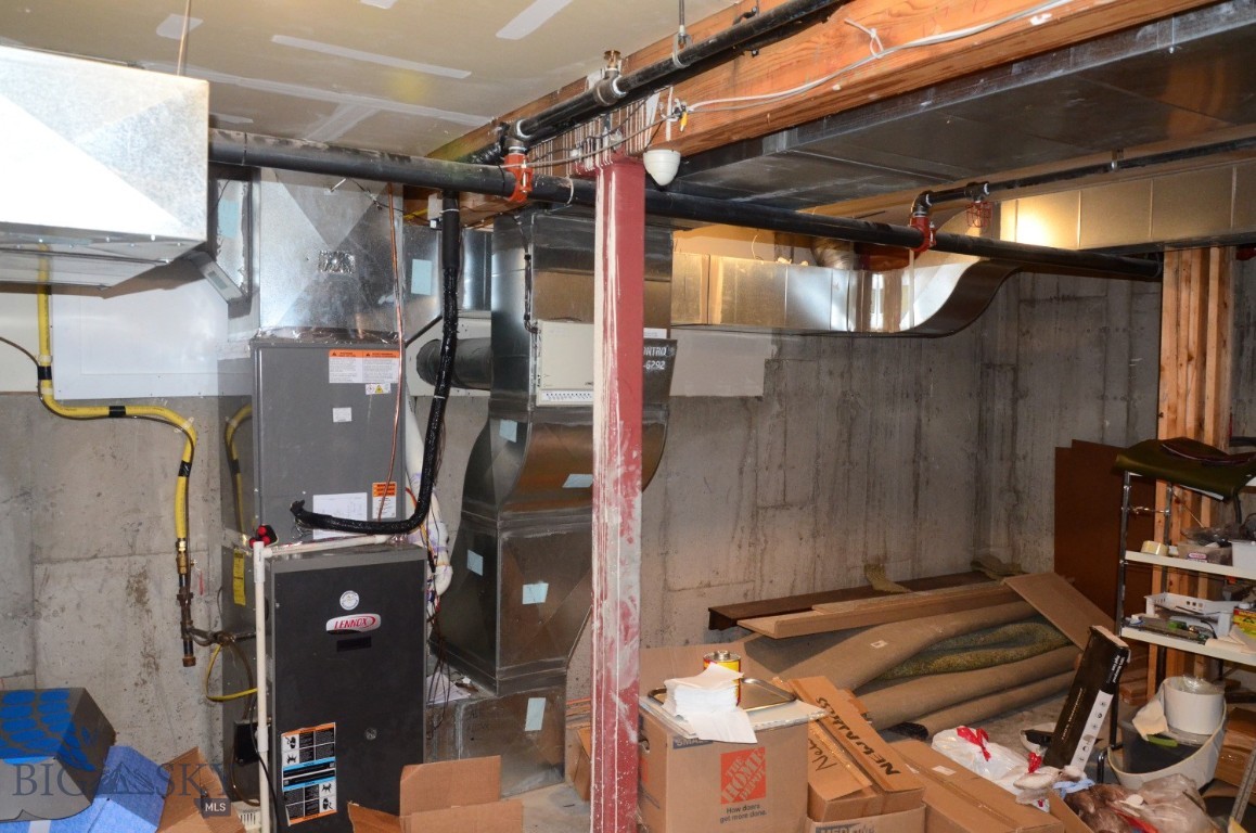 1050 E Main 2-2a Property Photo 19