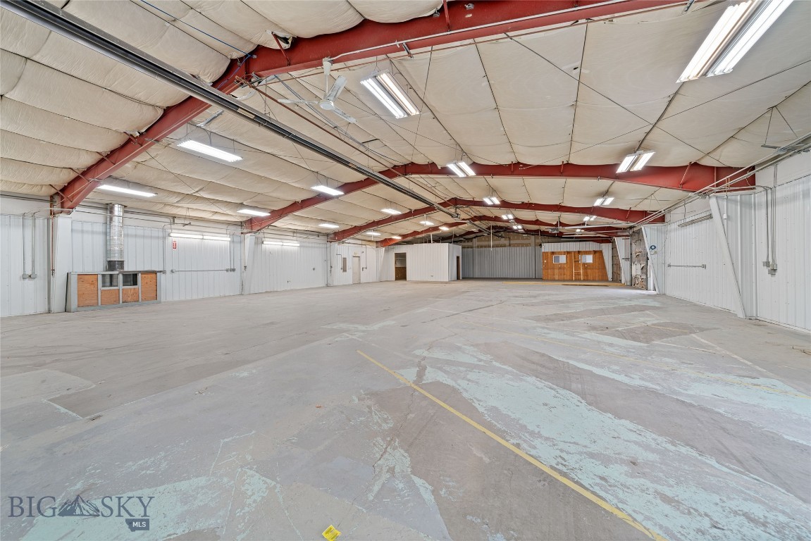 514 W Aspen Street Property Photo 4