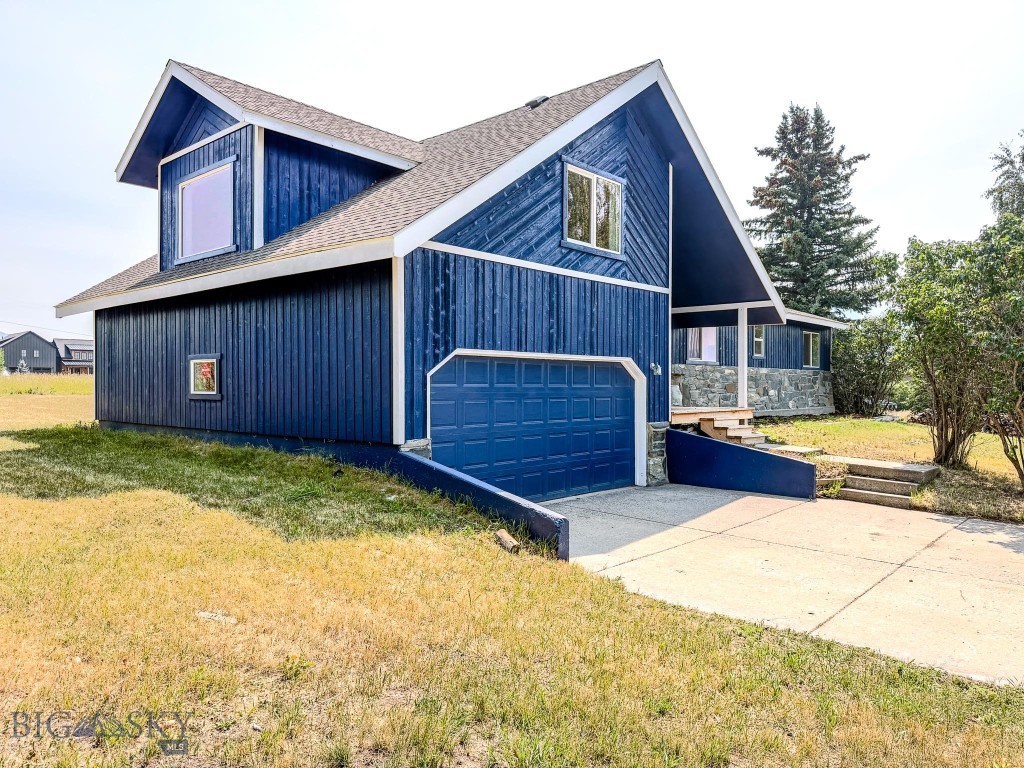700 Solar Way Property Photo 2