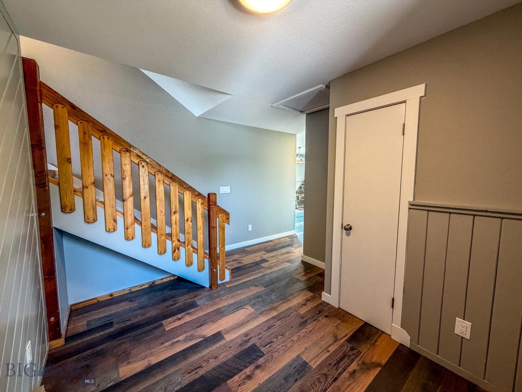 700 Solar Way Property Photo 3