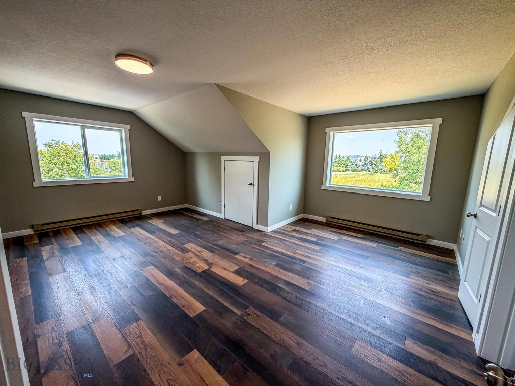 700 Solar Way Property Photo 5
