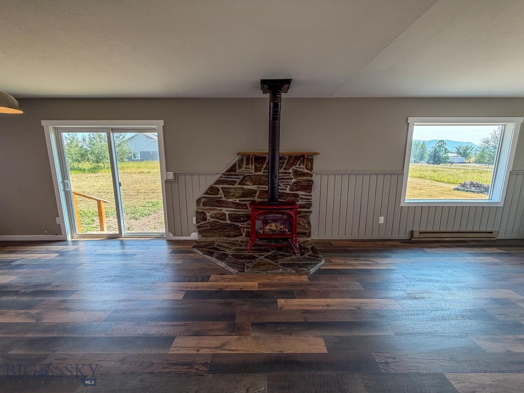 700 Solar Way Property Photo 13