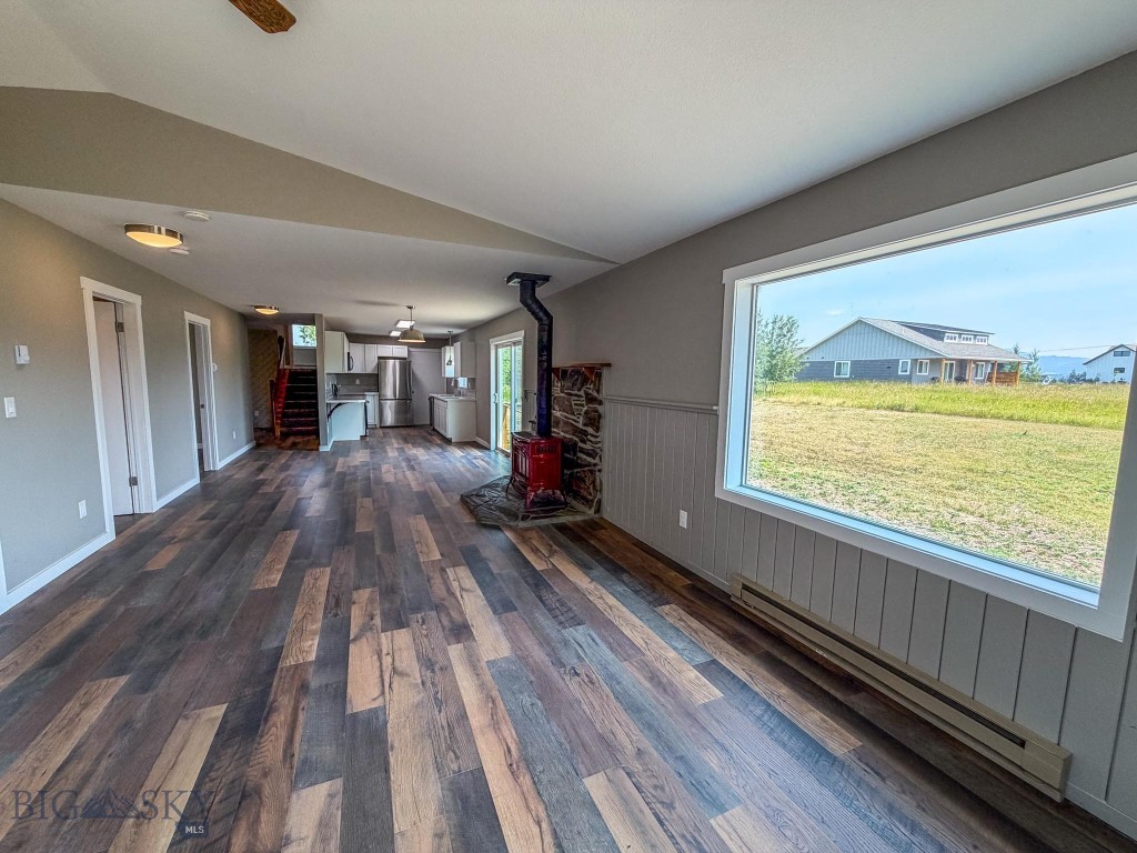 700 Solar Way Property Photo 14