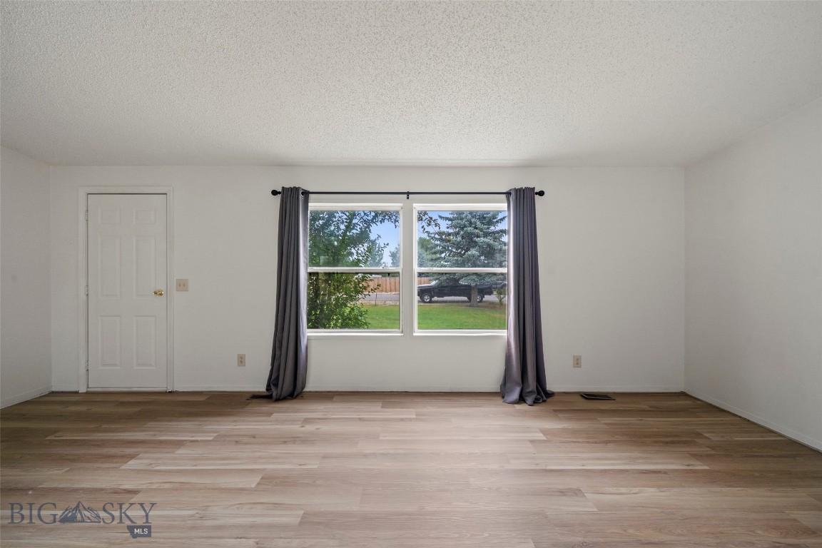 378 Hereford Property Photo 16