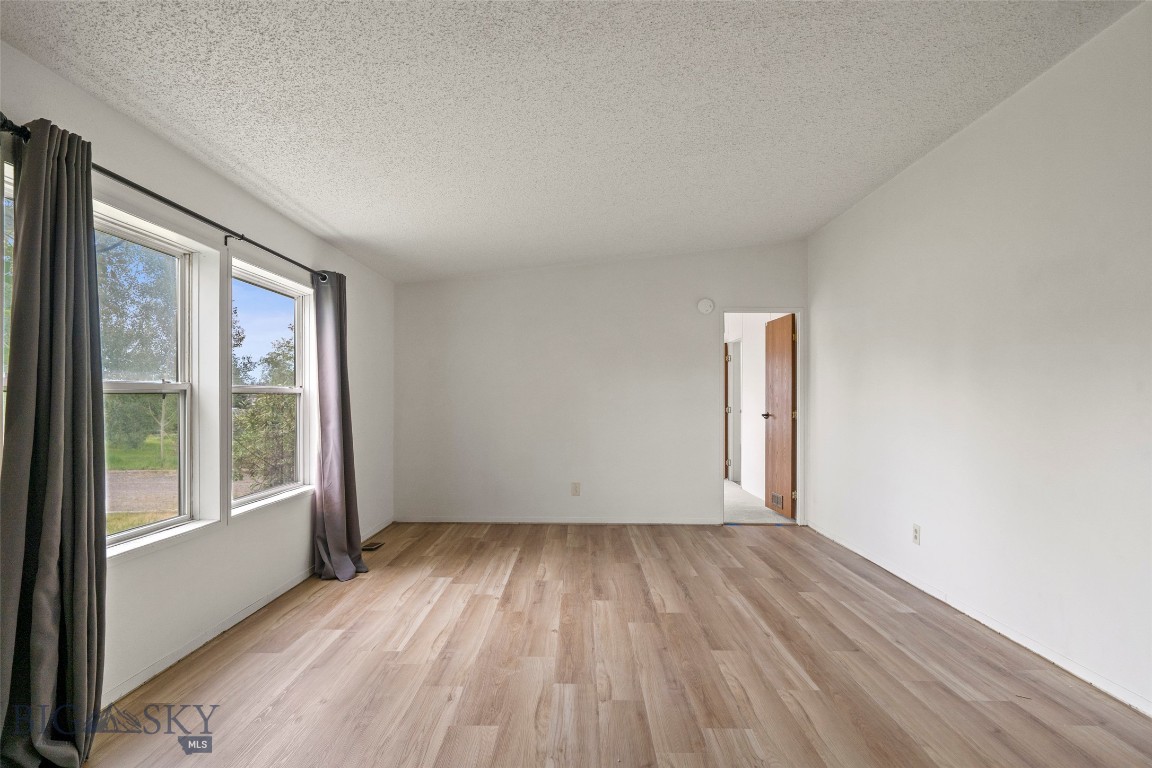 378 Hereford Property Photo 17