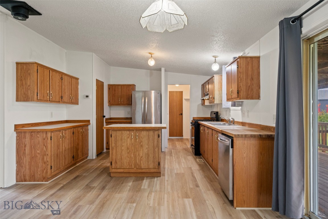378 Hereford Property Photo 25
