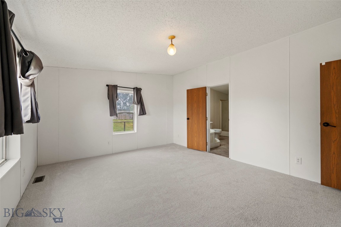 378 Hereford Property Photo 30