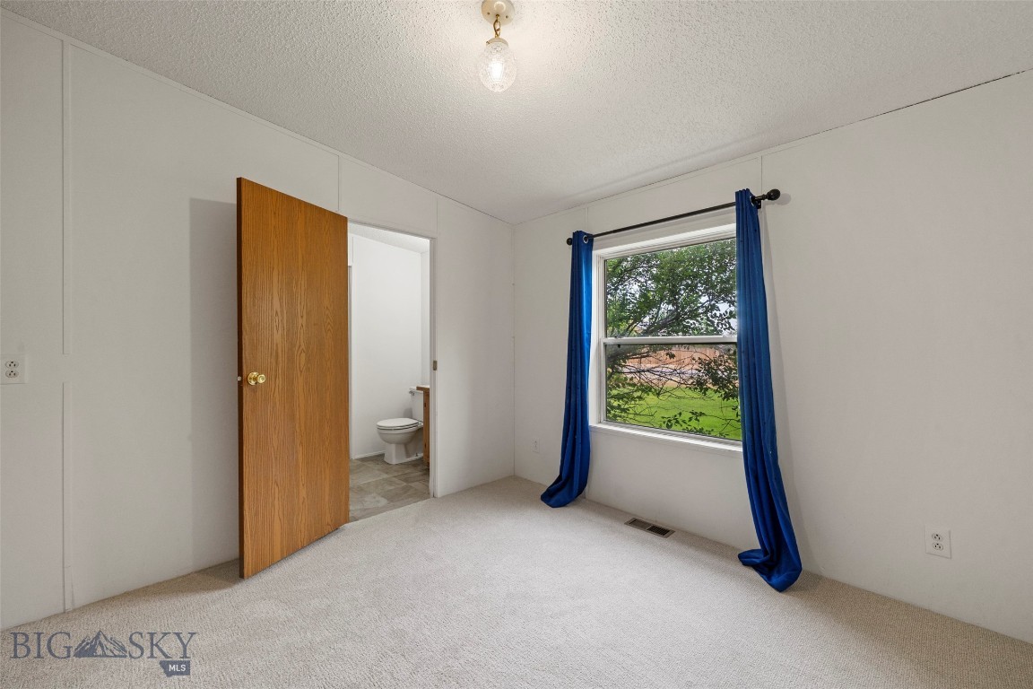 378 Hereford Property Photo 40