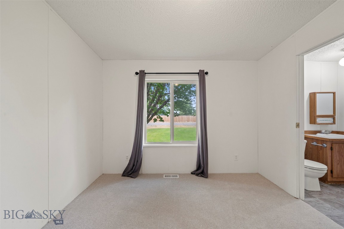 378 Hereford Property Photo 46