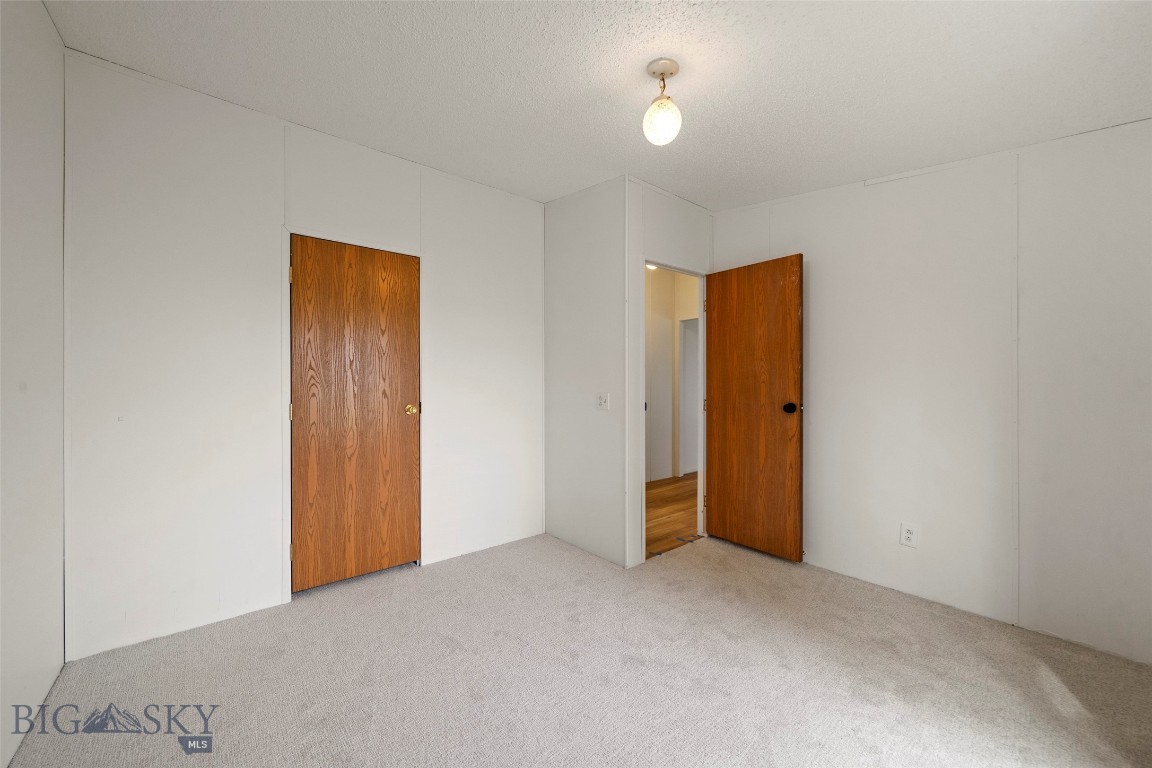 378 Hereford Property Photo 49