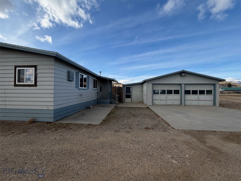 528 W Hugel Property Photo 21