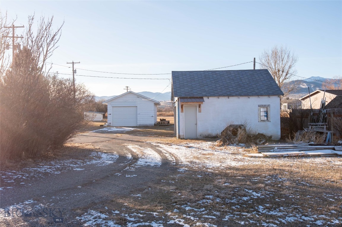 54 Mt-359 Highway Property Photo 33