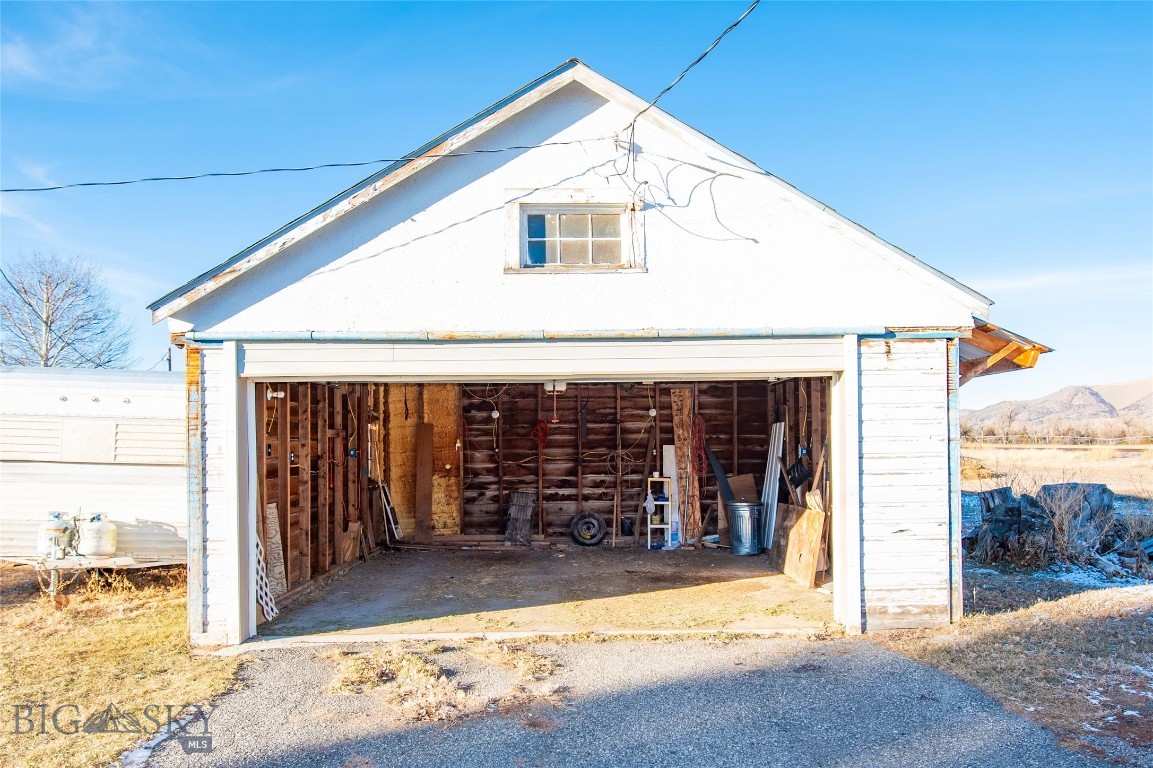 54 Mt-359 Highway Property Photo 35