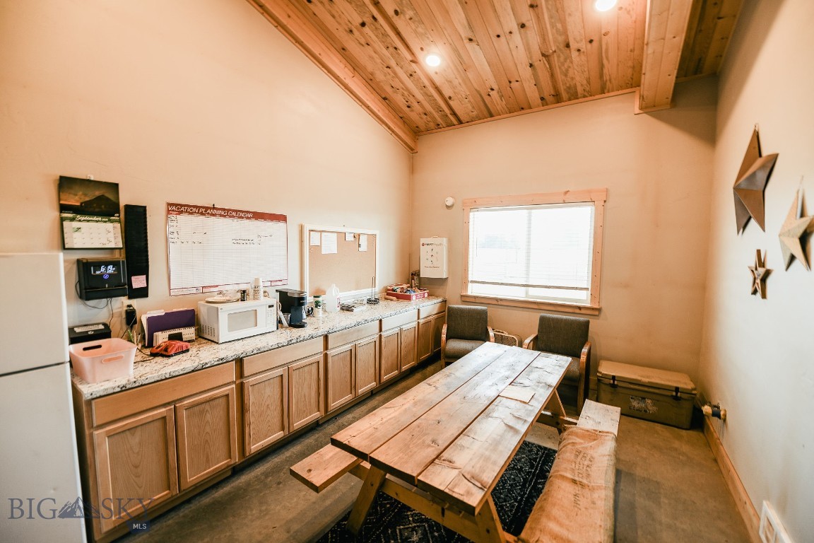40 Taylor Drive Property Photo 19