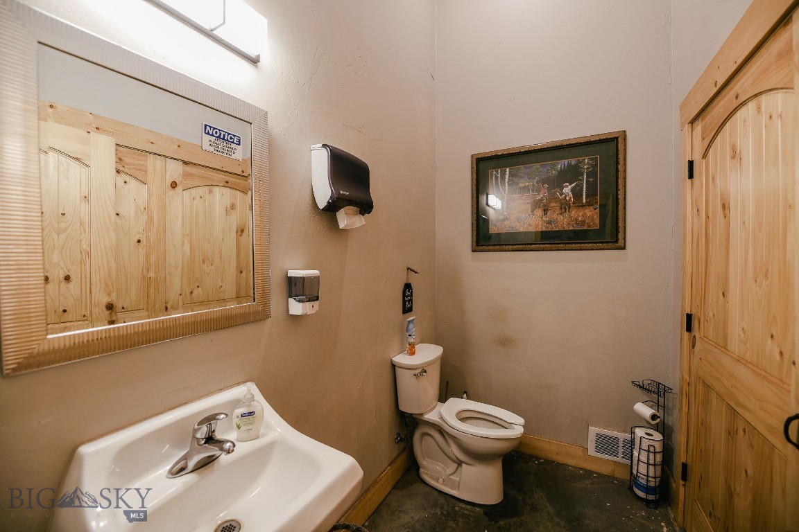 40 Taylor Drive Property Photo 20