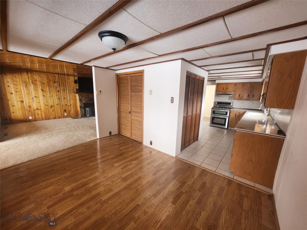 2700 Fairmont Property Photo 43
