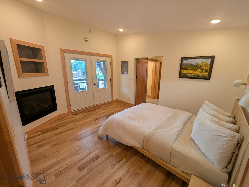 304 Main E Property Photo 24