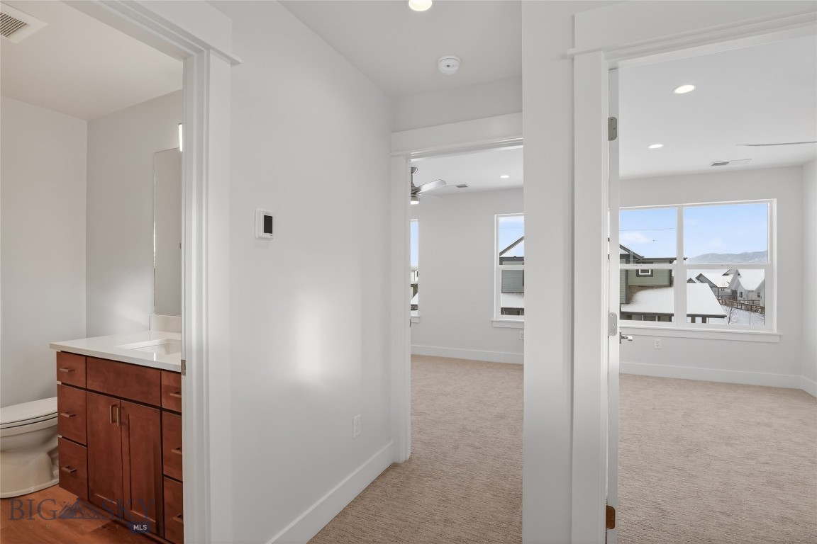 382 Herstal Way Property Photo 17