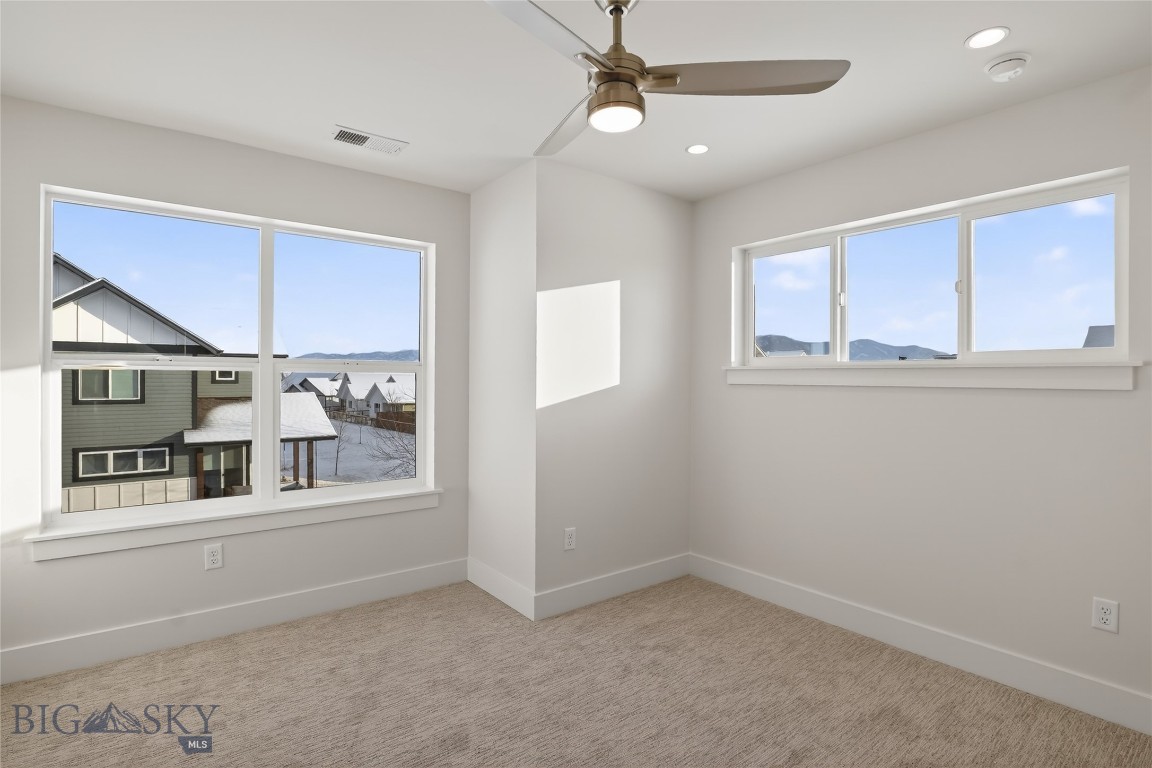 382 Herstal Way Property Photo 18