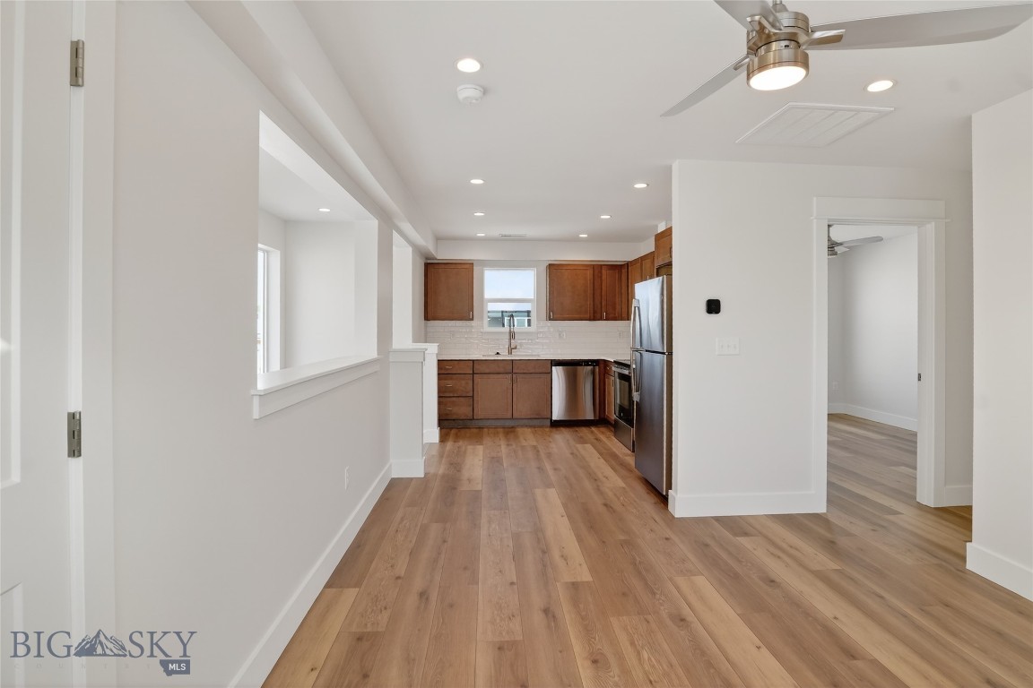 382 Herstal Way Property Photo 28