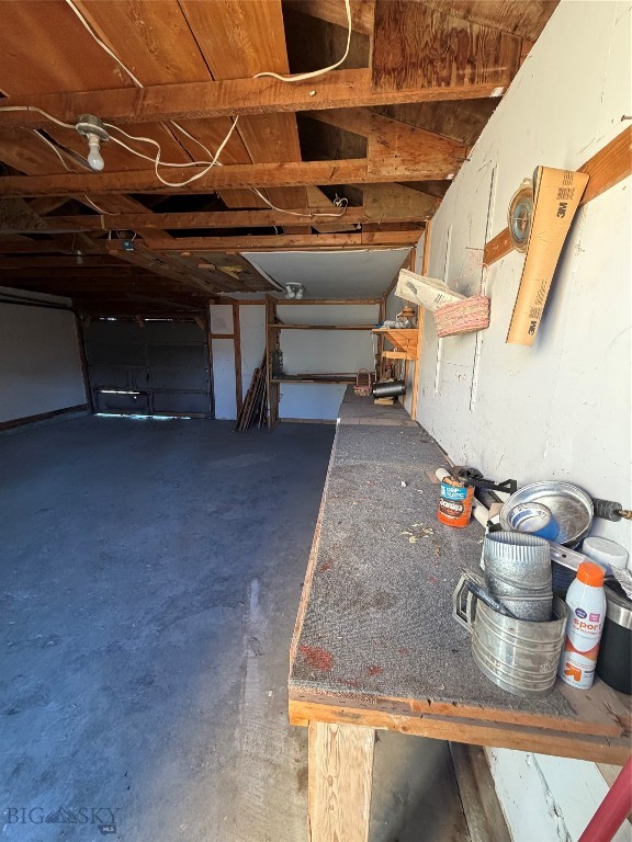 112 N Pine Street Property Photo 5