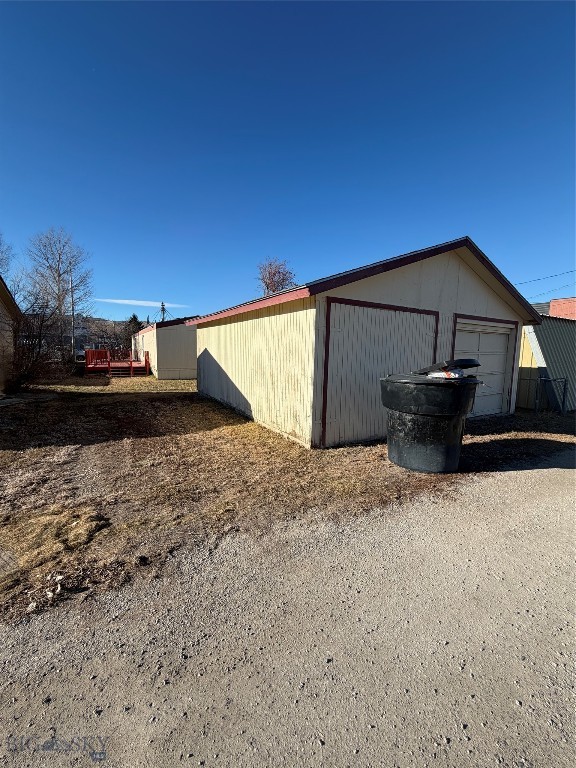 112 N Pine Street Property Photo 7
