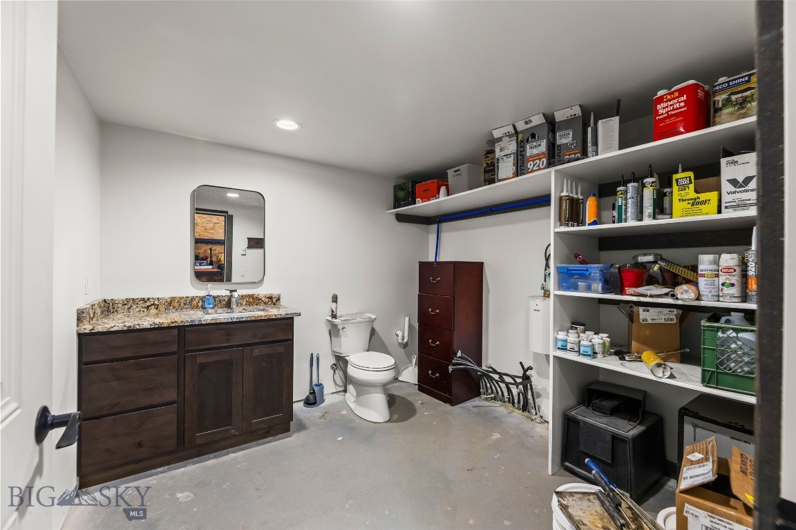 726 & 728 Madison Avenue Property Photo 35