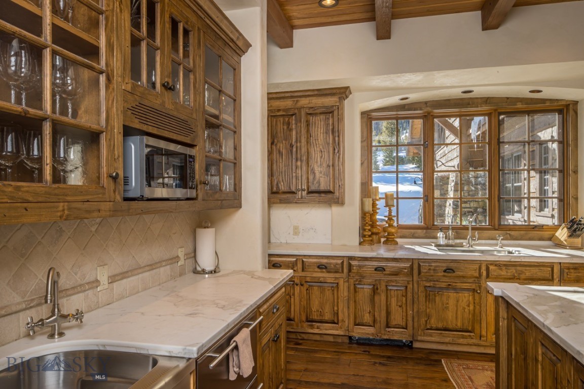 6 Latigo Road Property Photo 12