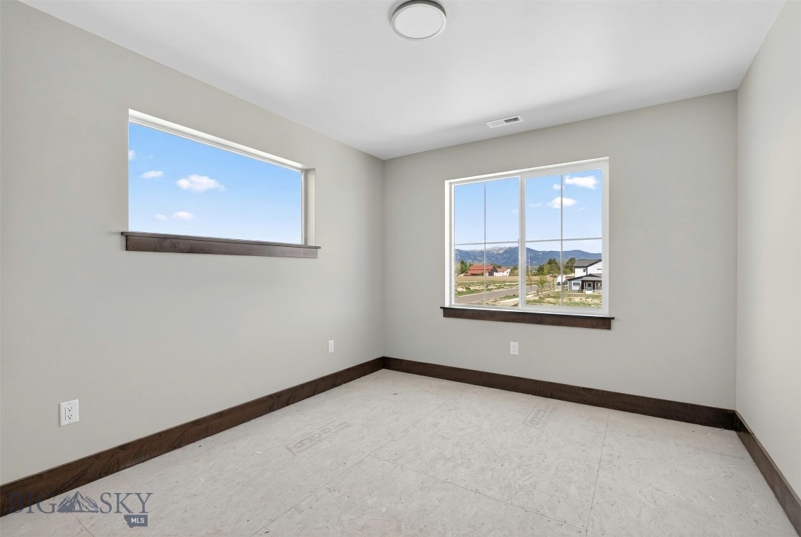 191 Sage Grouse Drive Property Photo 23