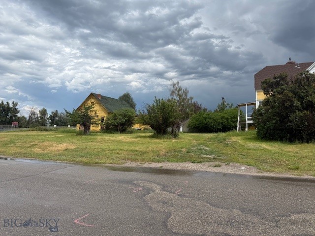 603 California Property Photo 8