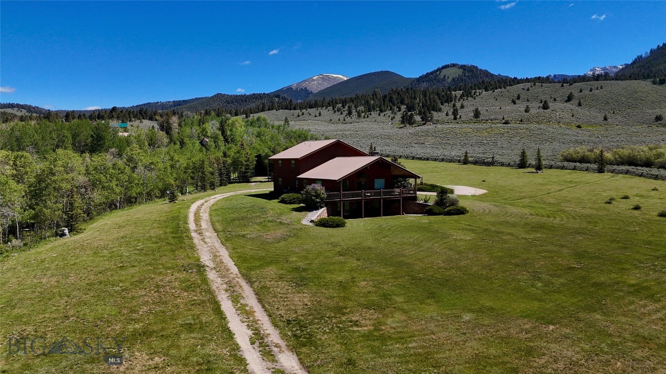1105 Clark Creek Property Photo 1