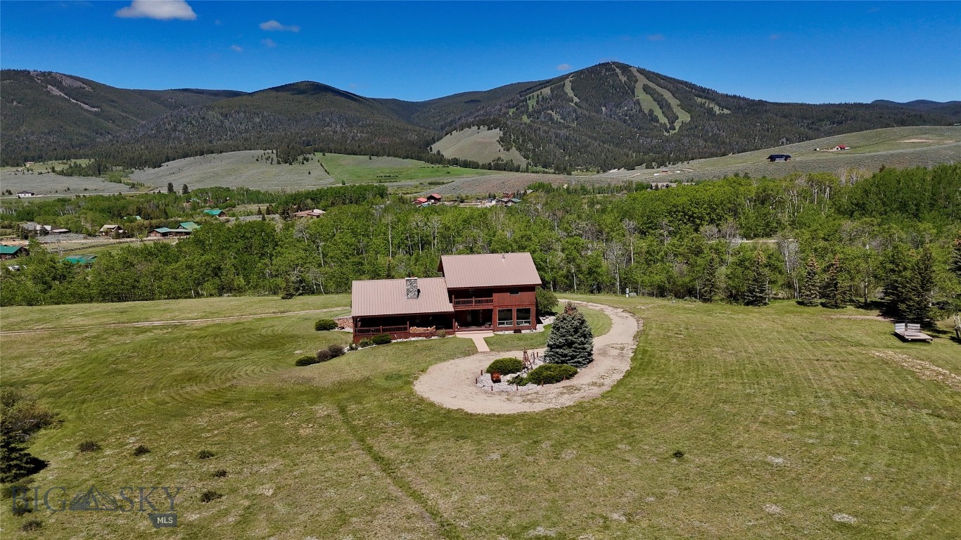 1105 Clark Creek Property Photo 2