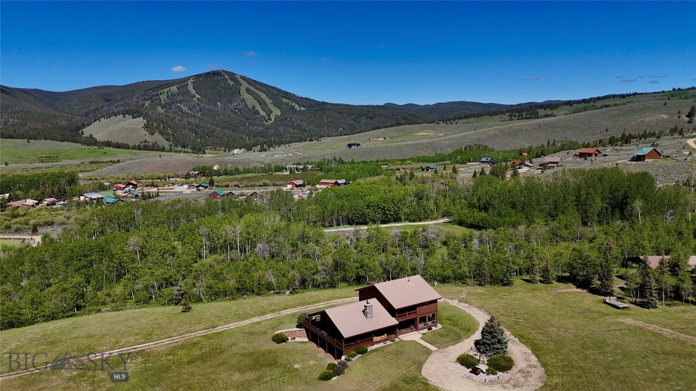 1105 Clark Creek Property Photo 4