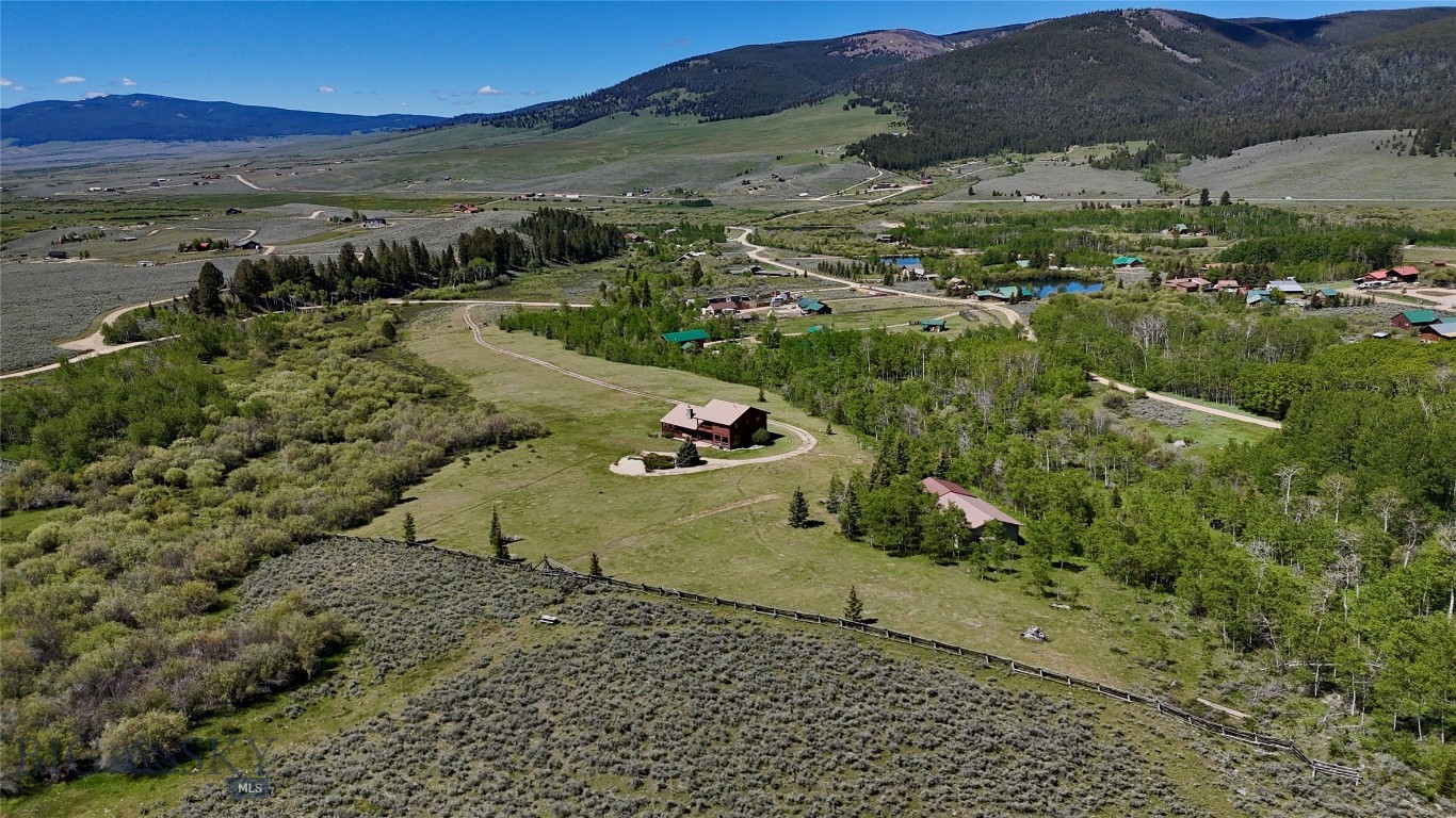 1105 Clark Creek Property Photo 11