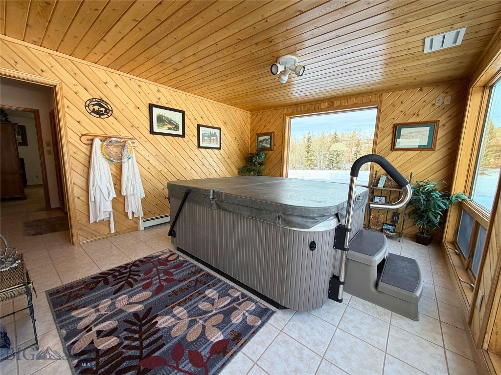 1105 Clark Creek Property Photo 23
