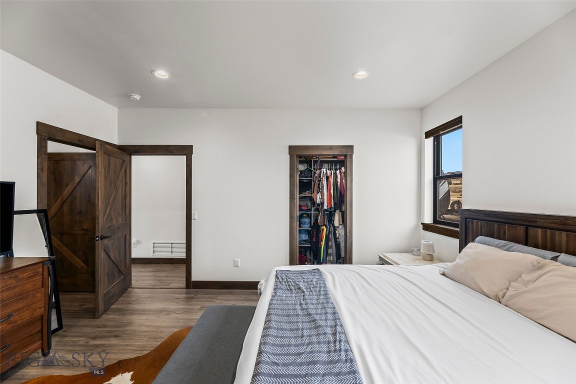 726 & 728 Madison Avenue Property Photo 18