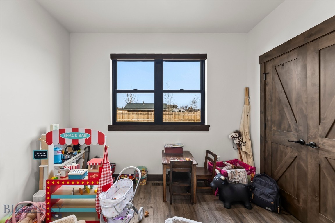 726 & 728 Madison Avenue Property Photo 25