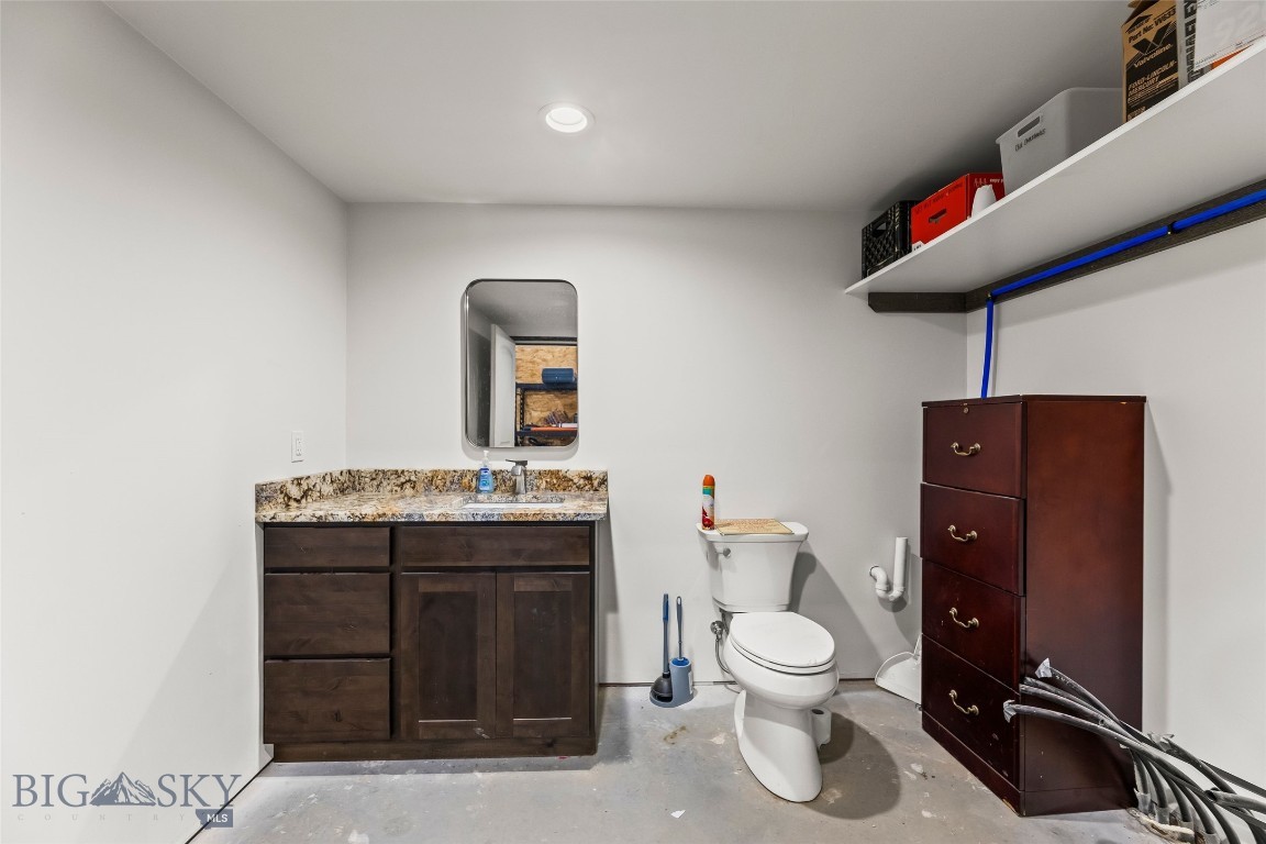 726 & 728 Madison Avenue Property Photo 35
