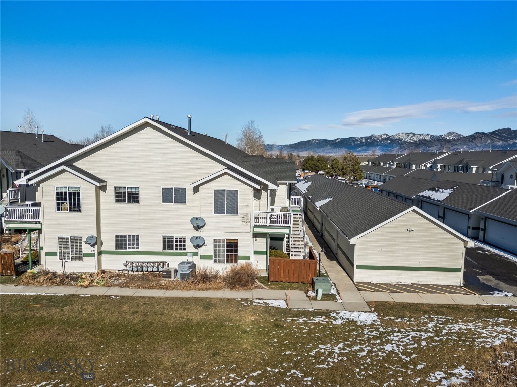 3016 W Villard 2b Property Photo 8